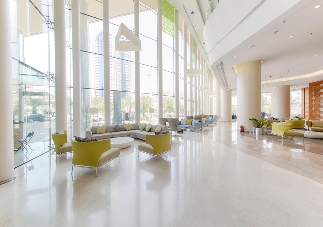 Holiday Suites Al Azizia Мекка Экстерьер фото The lobby of the hotel